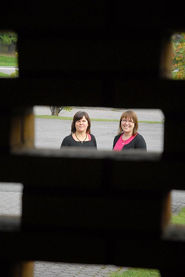 Hanna Hannula ja Anne Kössi alkavat tutustua eteläiseen Saloon.