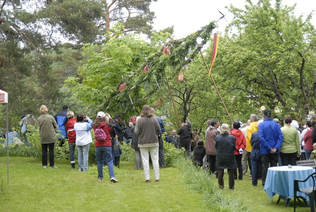 Juhannusalot nousevat ensi viikolla. Kuva Villa Tallbackasta.