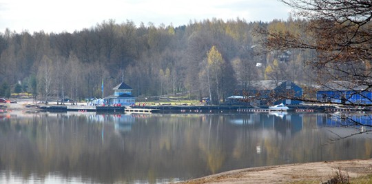 Matildan satamaan aletaan suunnitella uusia rakennuksia. Arkistokuva on keväältä.