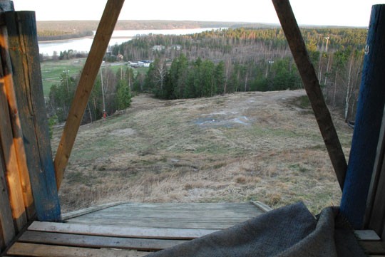 Teijolla on edelleen meri auki ja rinne lumeton.