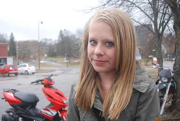 Minja Lukkaroinen aikoo hakea kesätöitä, vaikka tietää että moni paikka ei 14-vuotiasta palkkaakkaan.