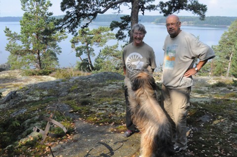 Anja ja Kari Leppäsen sekä Tigy-koiran maisema vaihtuu ensi viikolla Saaristomerestä Välimereksi.
