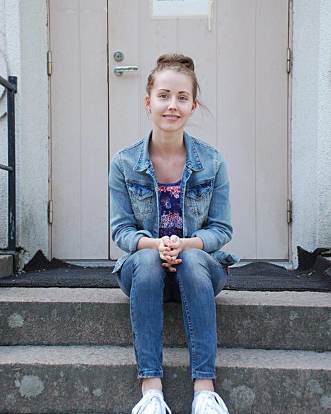 Erika Akslöf suosittelee kaksoistutkinnon tekemistä. Salossa ammattikoulussa käyminen tuo vaihtelua.