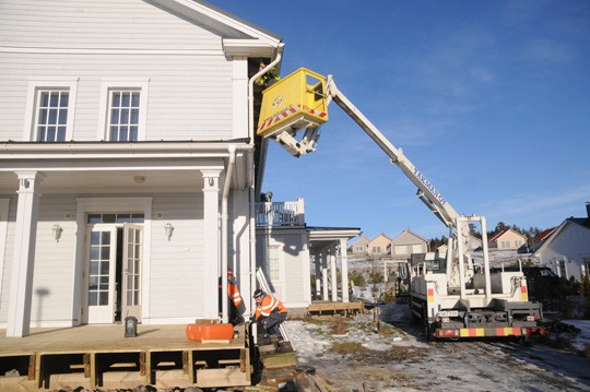 Paloturvallisuusmääräysten takia on entisessä hotellissa muun muassa kattorakenteita uusittava, ennen kuin se voidaan ottaa uuteen käyttöön. Remontti on parhaillaan käynnissä.