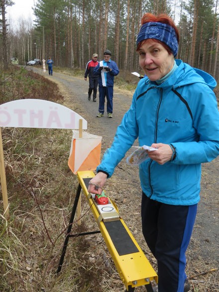 Leimaus ja sitten menoksi! Marjaana Eskola lähtötunnelmissa.