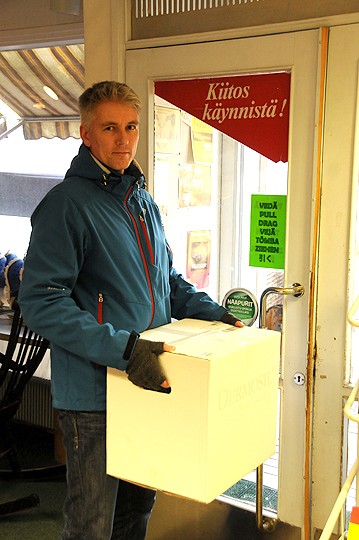 Jarno Elovaara muistuttaa, että koululla on merkitystä myös Teijolla toimivien yritysten kannalta.