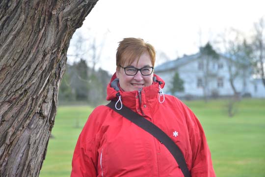 Irma Lehtonen tutki väitöstutkimuksessaan, miten parisuhteeseen on vaikuttanut se, että toinen puolisoista on kertonut olevansa biseksuaali.