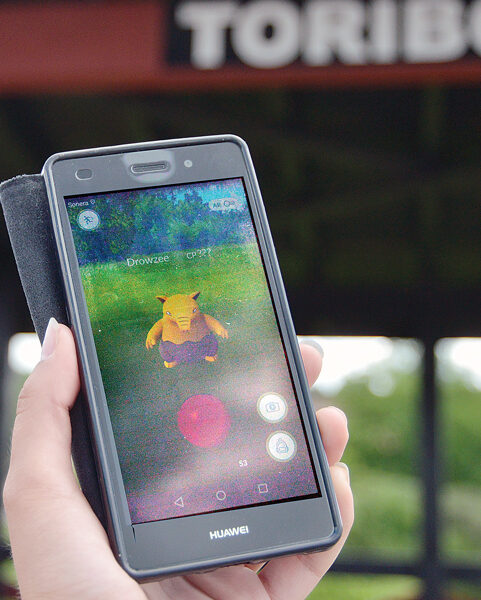 Toriboksin edestä löytyi Drowzee-niminen Pokémon.