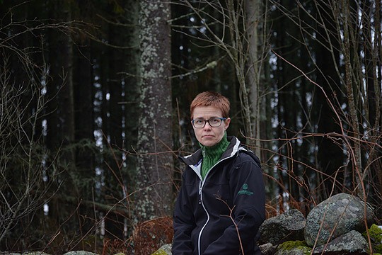 Perniöläinen Minnamari Tuovinen vetää projektia, jossa opastetaan metsänomistajia muun muassa tilojen sukupolvenvaihdoksiin.