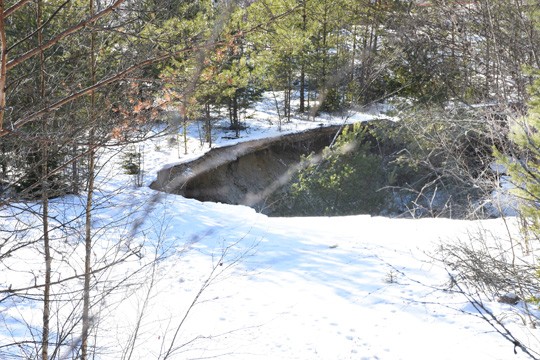 Sortuma oli keskiviikkona tällainen ja torstaina se oli jo kasvanut.