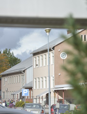 Kirkonkylän koulu odottaa peruskorjausta. Edelliskerrasta on aikaa kohta kolme vuosikymmentä.