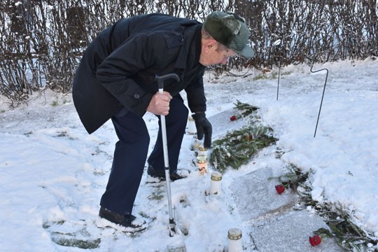 Simo Saari muistaa, miten sai tiedon veljensä kaatumisesta.