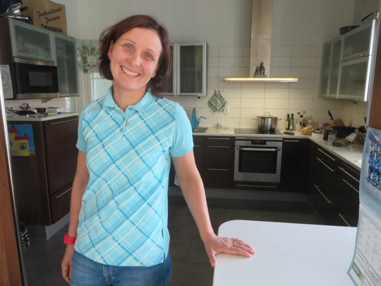 Outi Helkama muuttaa kotoaan Perniöstä Vuokattiin jo reilun viikon päästä, muu perhe seuraa perässä myöhemmin syksyllä.