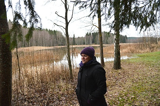 Saarenjärvi on parhaillaan suorastaan runsasvetinen, mutta tarvitsee hoitotoimia jatkossakin, sanoo Maria Yli-Renko.