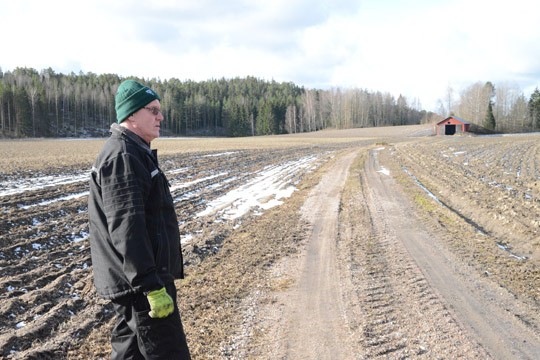 Arto NIemi uskoo, etä toukotöihin päästään pääsiäisen tietämillä.